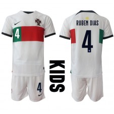 Portugal Ruben Dias #4 Bortedraktsett Barn VM 2022 Kortermet (+ korte bukser)
